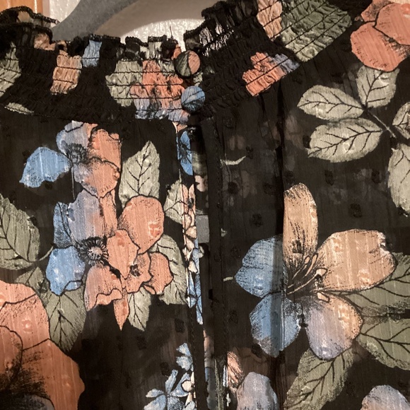 NWOT Torrid black floral clip dot dress with removable slip, size 1 - Picture 4 of 8